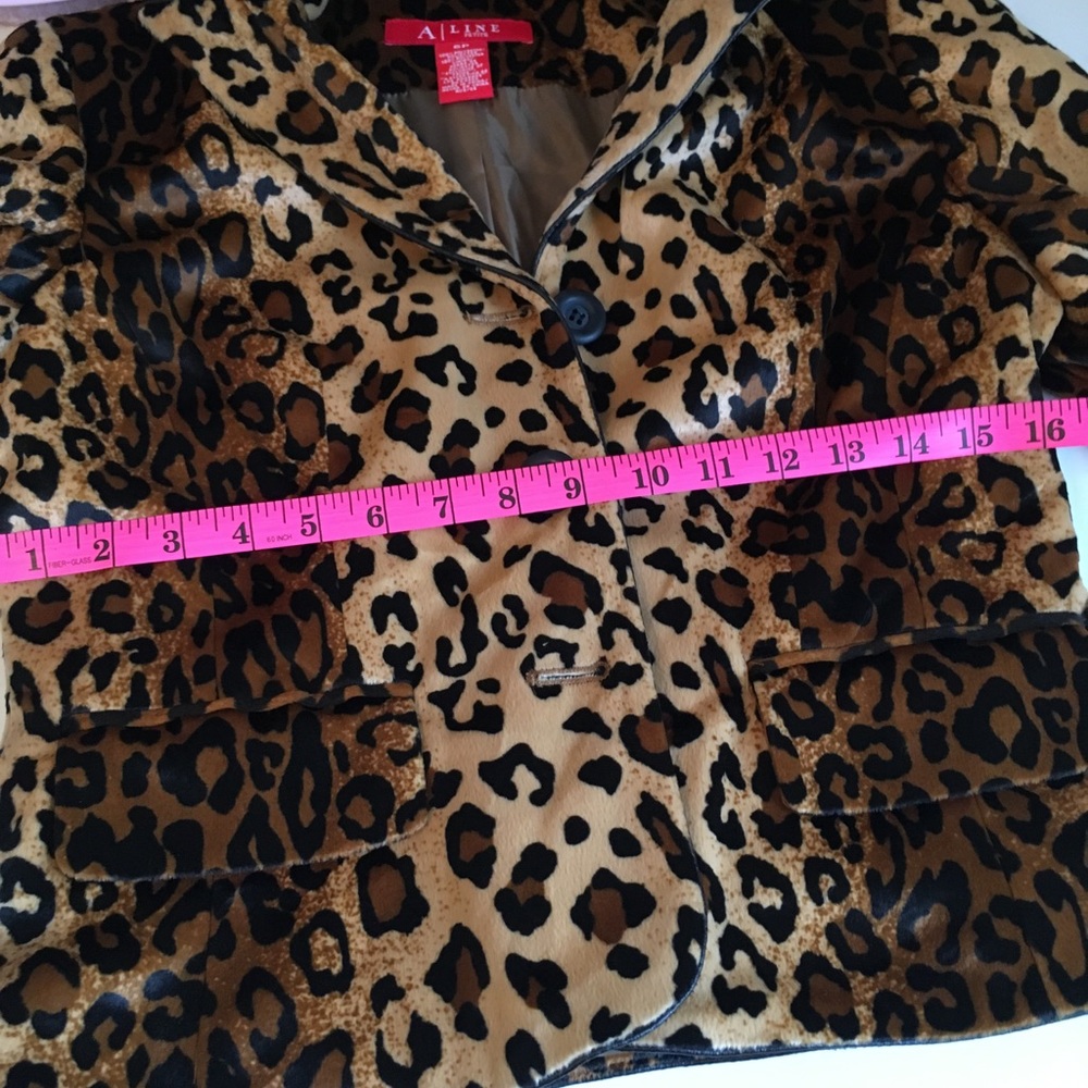 A Line Leopard Print Blazer - Picture 5 of 10
